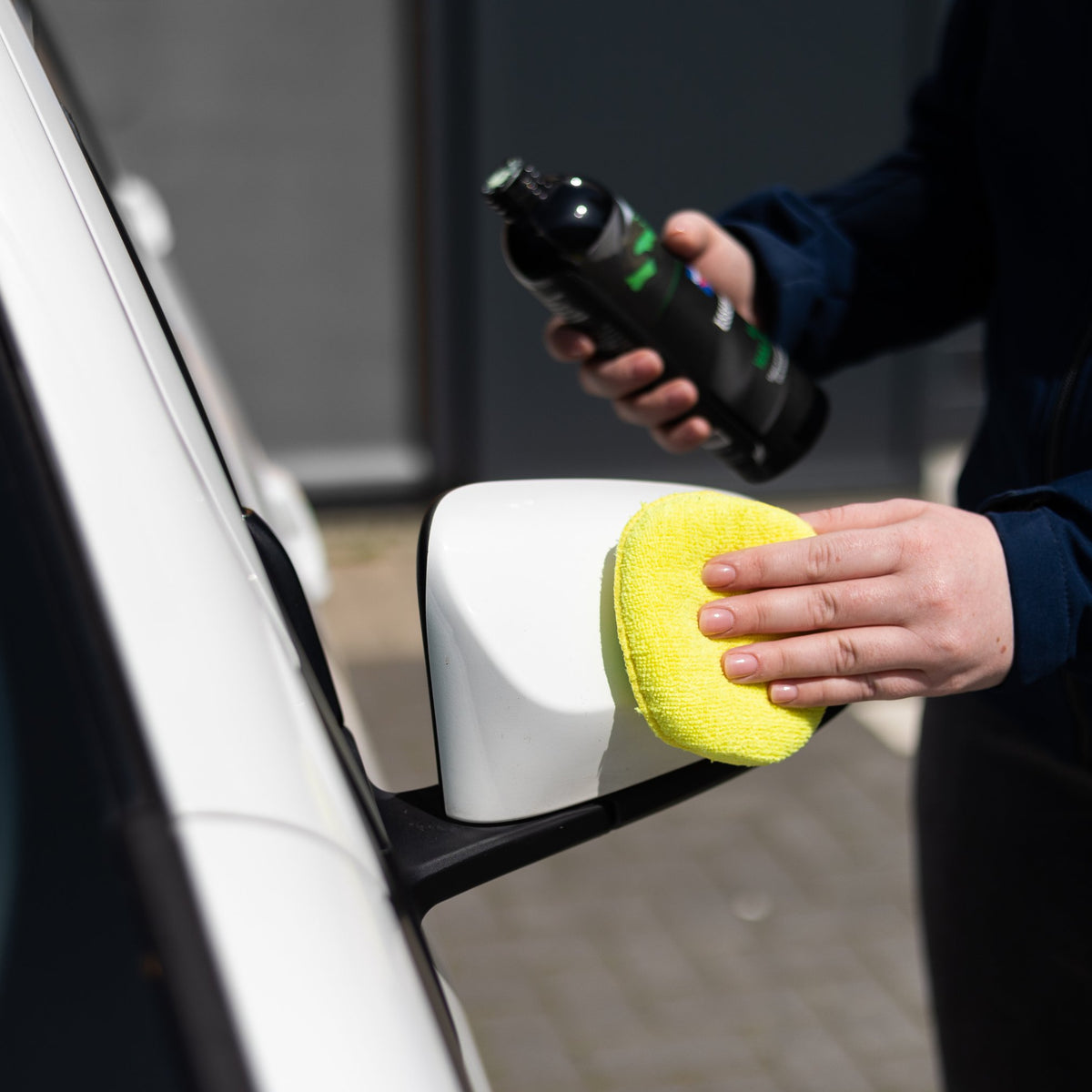 Hero afbeelding Hoe maak ik mijn applicator pad schoon?
