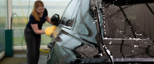Hero afbeelding Hoe was ik mijn auto zonder krassen?