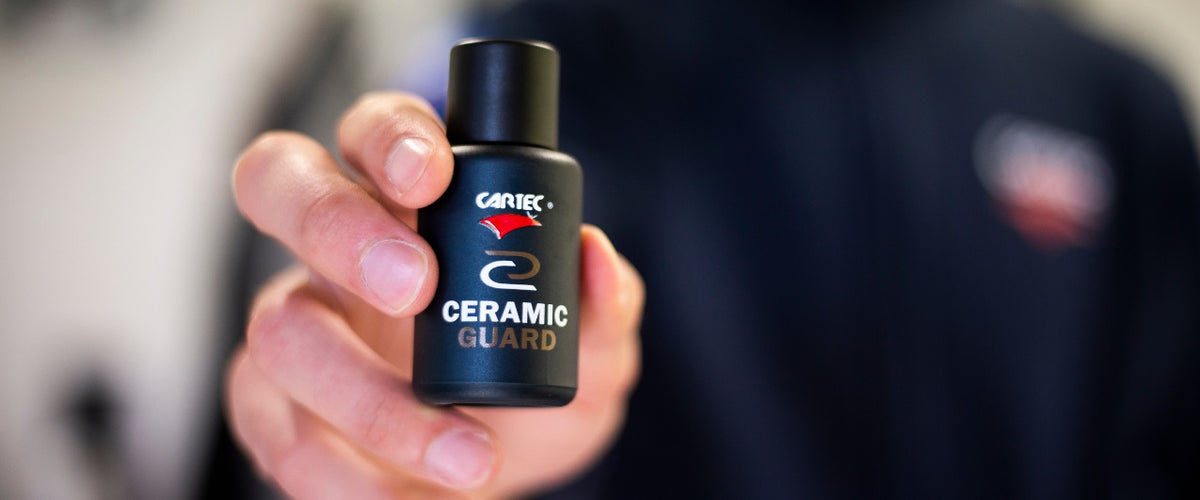 Hero afbeelding Hoe onderhoud ik een keramische coating op mijn auto?