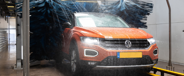 Hero afbeelding Zijn wasstraten slecht voor de lak?