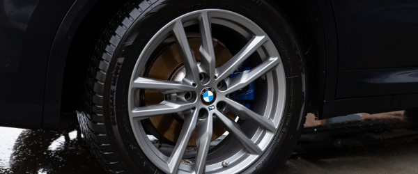 Hero afbeelding Hoe bescherm ik mijn velgen tegen remstof?